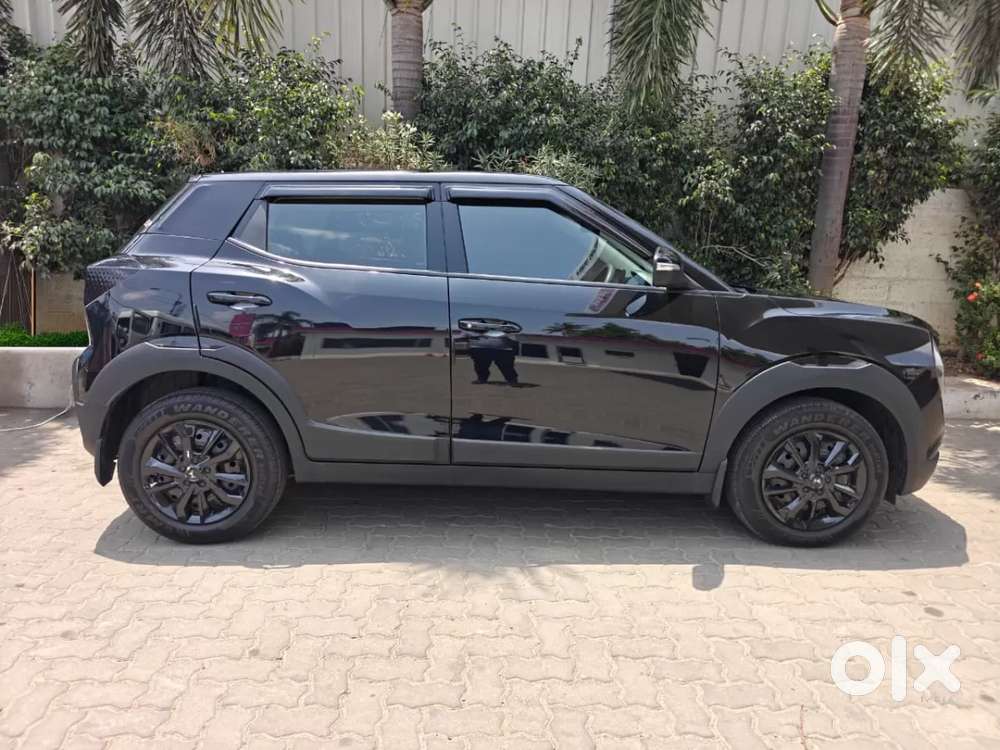 Mahindra Xuv 3xo, 2025, Petrol