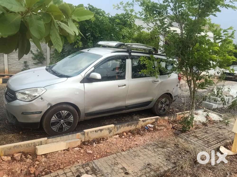 Renault Lodgy 2015 Diesel 220000 Km Driven