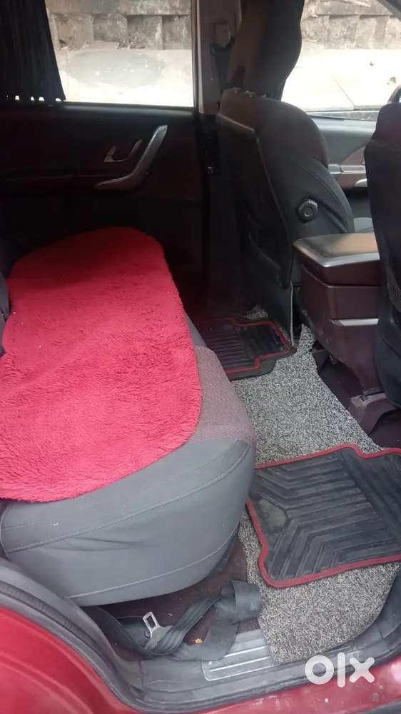 Mahindra Xuv500 2012