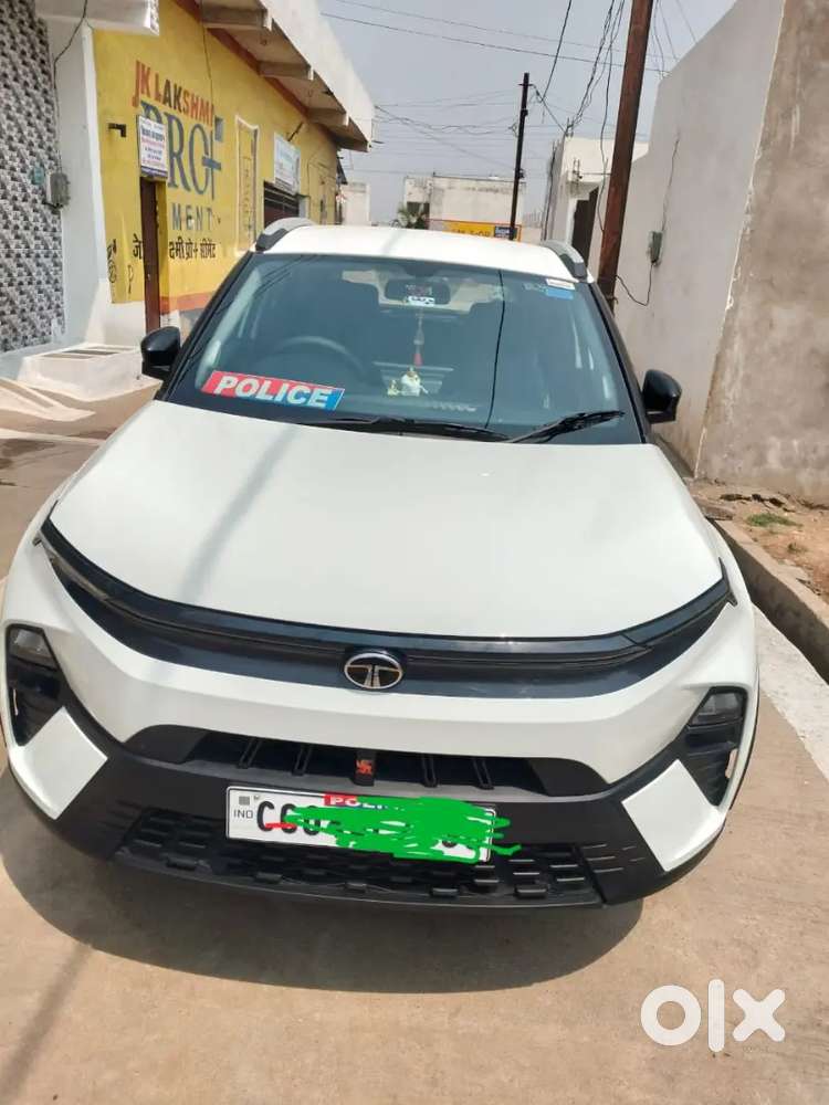 Tata Nexon 2025 Petrol 8000 Km Driven