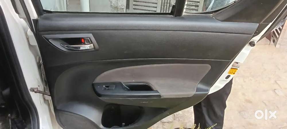 Maruti Suzuki Swift 2012
