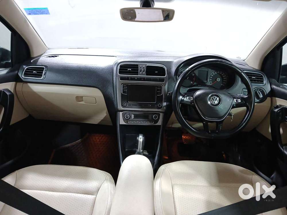 Volkswagen Vento 1.6 Highline, 2020, Petrol