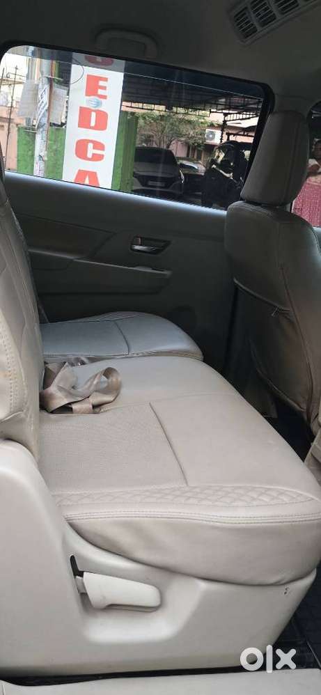 Maruti Suzuki Ertiga Zxi At, 2019, Petrol