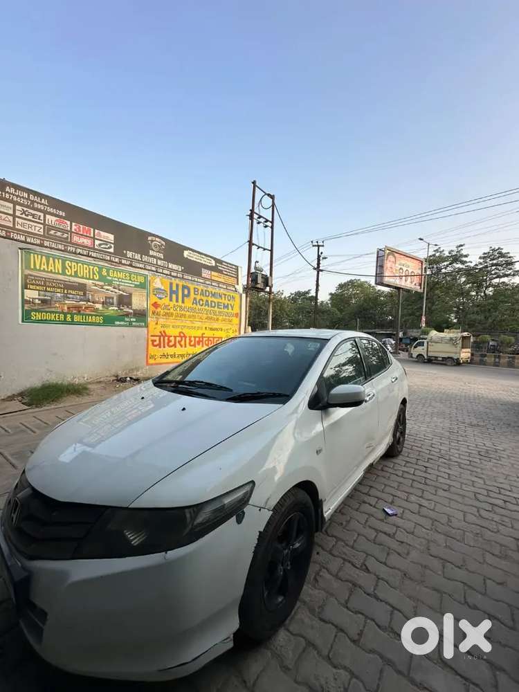 Honda City Zx 2013 Cng & Hybrids 123000 Km Driven