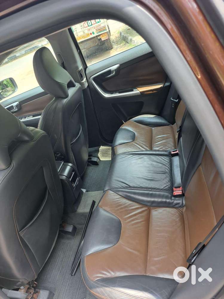 Volvo Xc60 D5 Awd Automatic, 2014, Diesel