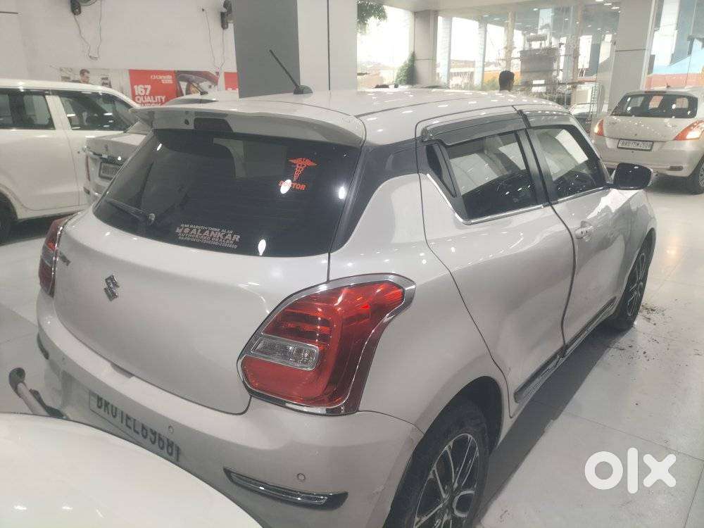 Maruti Suzuki Swift Zxi Plus Amt Dual Tone, 2019, Petrol
