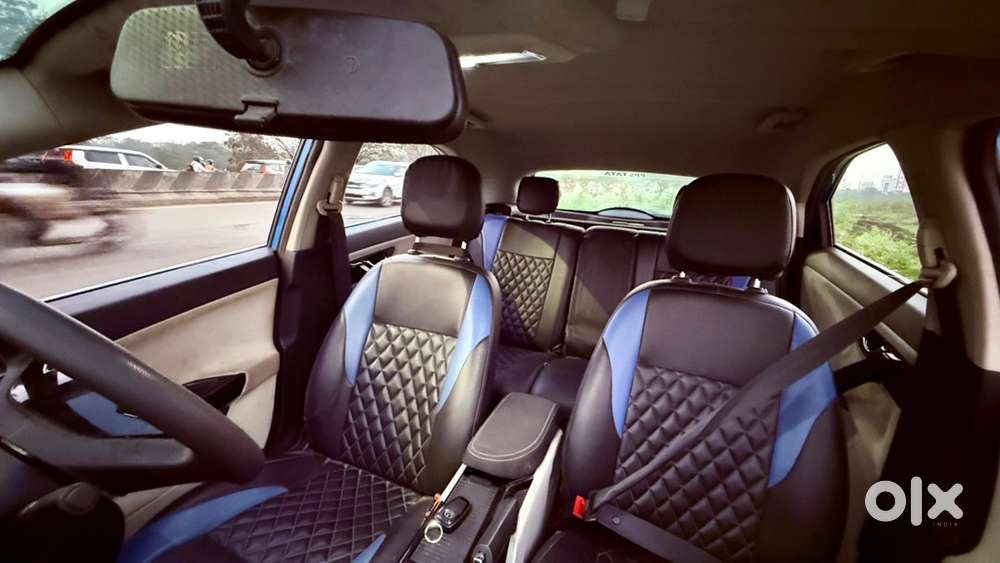 Tata Nexon 2020 Top End Petrol Automatic 32000km Gud Condition 1stowne