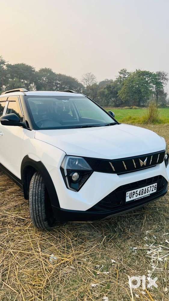 Mahindra Petrol Car 2025