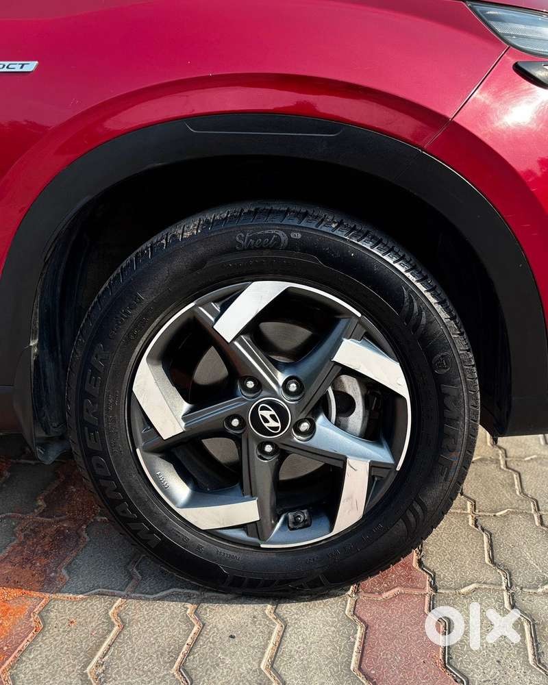 Hyundai Venue 1.0 Sx (o) Turbo Dct Dual Tone, 2020, Petrol