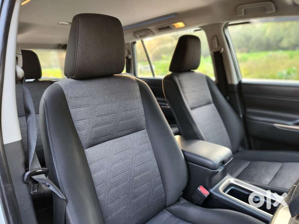 Maruti Suzuki Invicto Zeta Plus 7str, 2024, Petrol