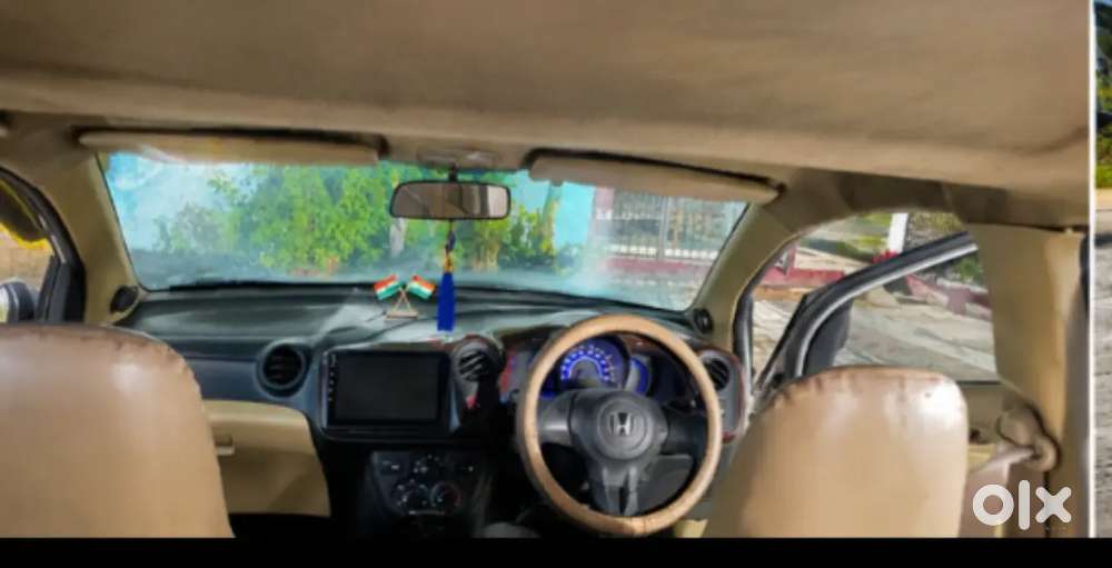 Urgent Sell Vip Number  7 Seater Honda Mobilio Best Condition