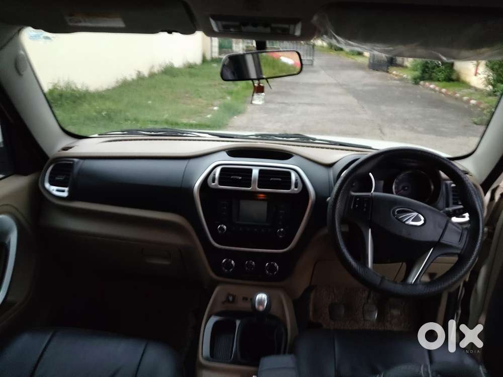 Mahindra Tuv 300 T8, 2018, Diesel