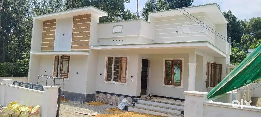 New hom 6 cent 1050 sft 3 bhk open well water kunnukurudi near loan