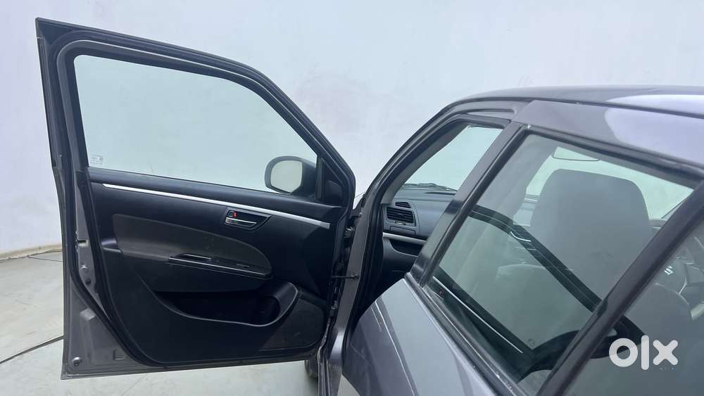 Maruti Suzuki Swift 1.3 Zxi, 2015, Petrol
