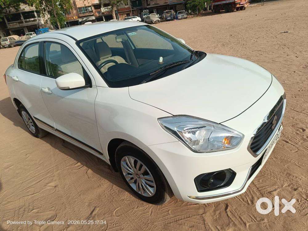 Maruti Suzuki Swift Dzire Amt Vdi, 2017, Diesel