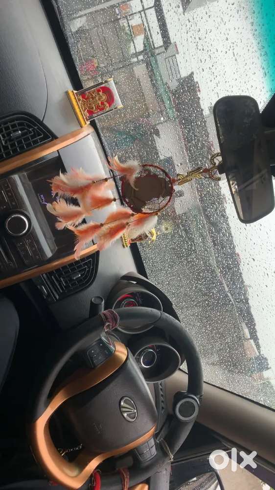 Mahindra Xuv500 2014 Diesel 115000 Km Driven