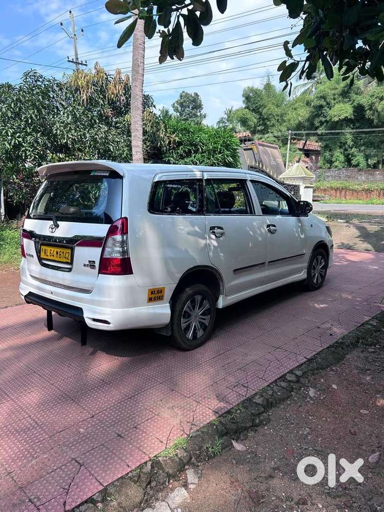 Toyota Innova Diesel 225000 Km Driven