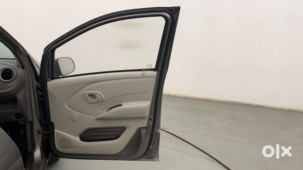 Datsun Redigo T Option, 2016, Petrol
