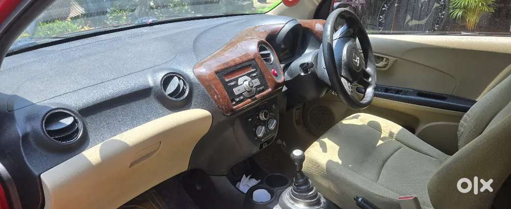 Honda Brio Mt Petrol 2014