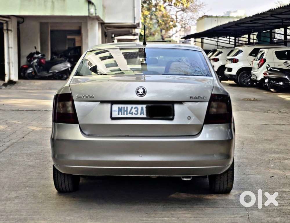 Skoda Rapid 1.5 Tdi At Ambition With Alloy Wheel, 2015, Diesel