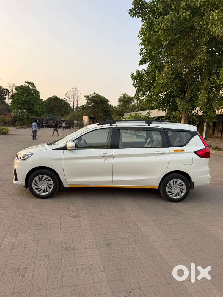 Maruti Suzuki Ertiga 2022-2023 Vxi Cng, 2023, Cng & Hybrids