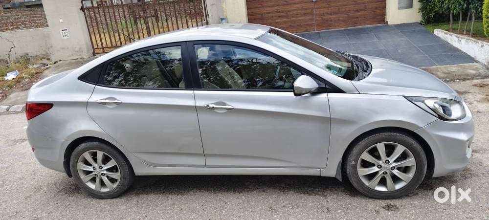 Hyundai Verna 1.6 Sx (o) Vtvt, 2011, Petrol