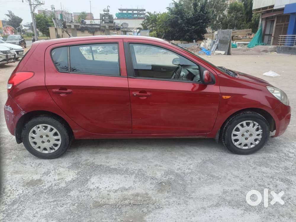 Hyundai I20 Magna 1.2 Vtvt, 2011, Petrol