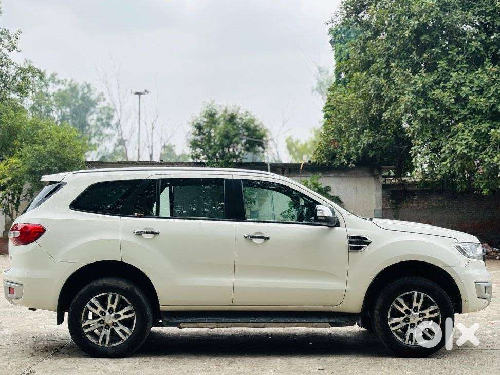 Ford Endeavour 3.2 Titanium At 4x4, 2018, Diesel