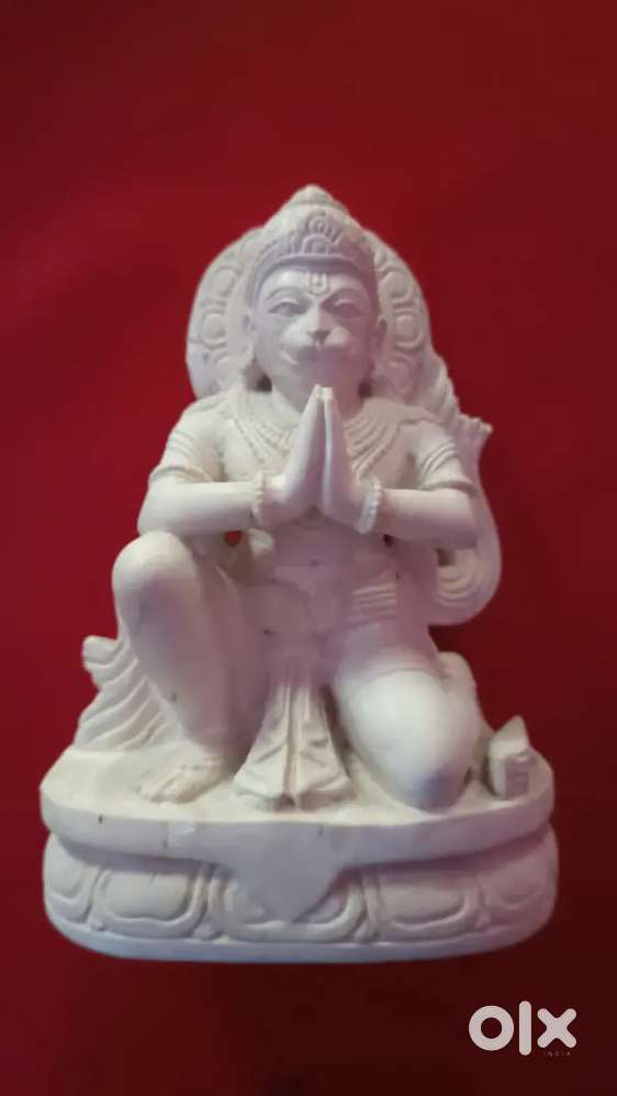 6; 4 inch hanuman idol