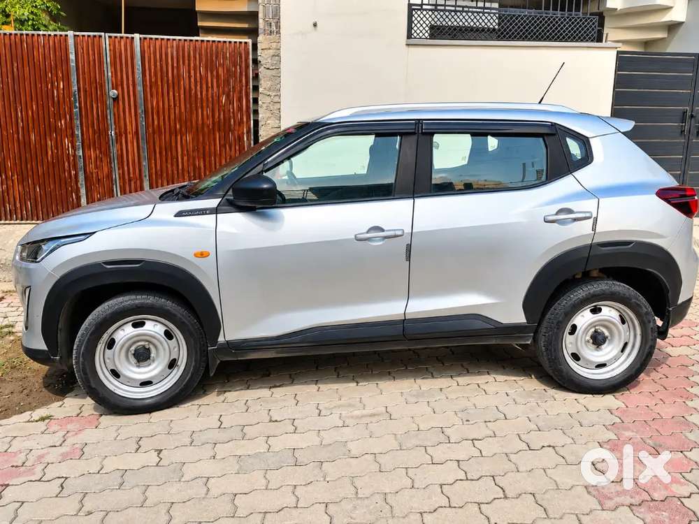 Nissan Magnite 1.0 Xe 2023 Urgent Sell