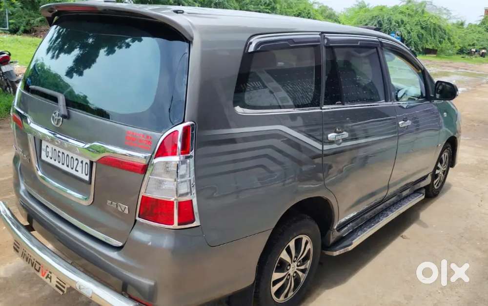 Toyota Innova 2.5 Vx 2010 Converted To 2015-16