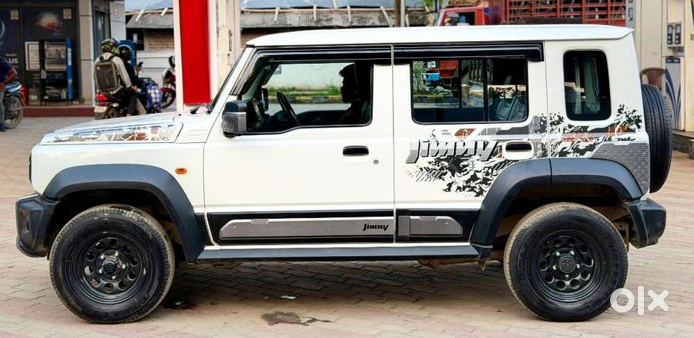 Maruti Suzuki Jimny Zeta Mt, 2023, Petrol