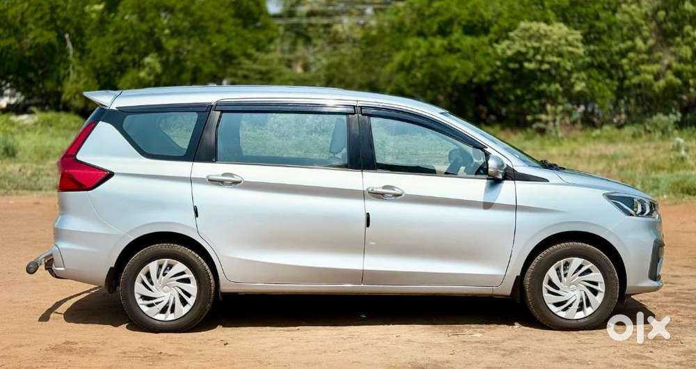 Maruti Suzuki Ertiga 1.5 Vxi, 2023, Petrol
