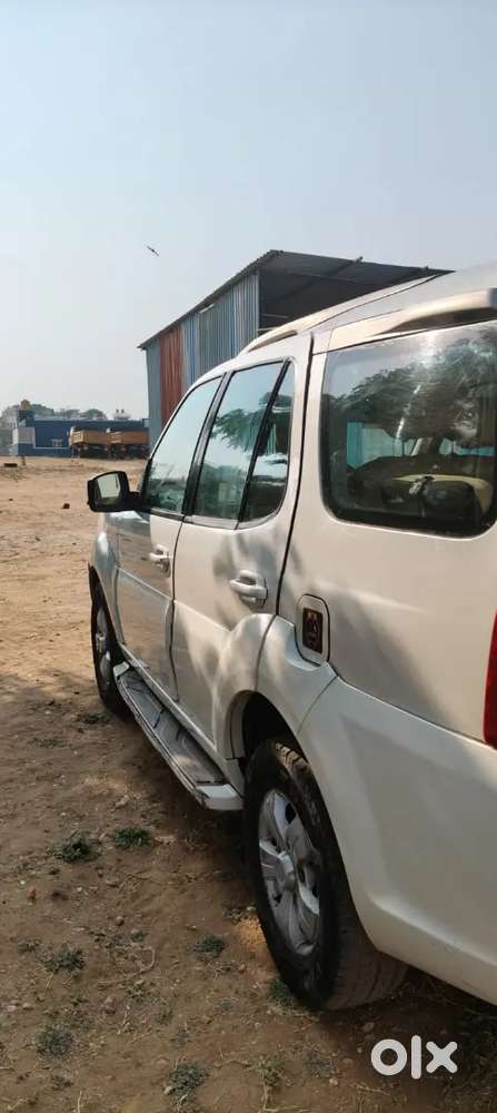 Tata Safari Strome,vx ,2nd Owner