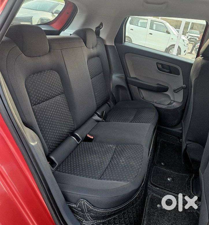Tata Altroz 1.2 Xe Rhytm Petrol, 2021, Petrol