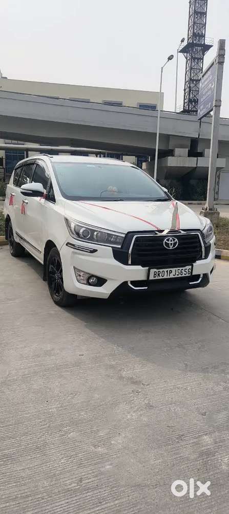 Toyota Innova Hycross 2018
