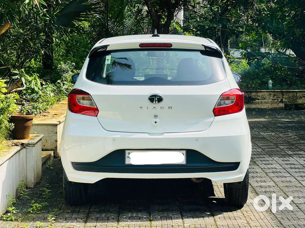 Tata Tiago 1.2 Revotron Xza, 2025, Petrol