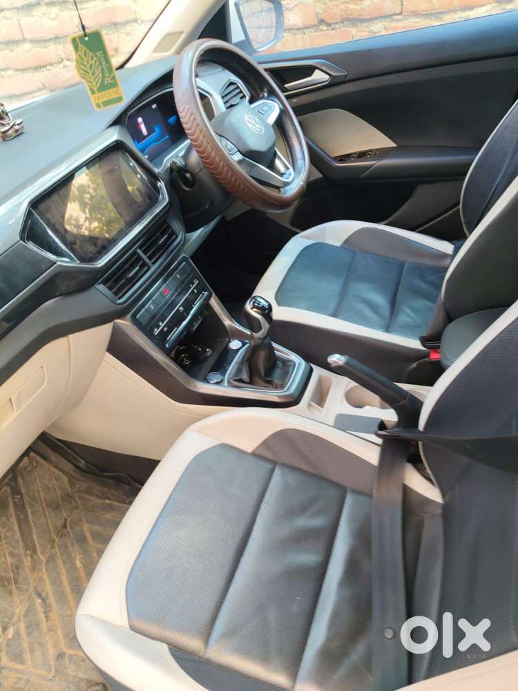 Volkswagen Taigun 1.0 Tsi Topline, 2022, Petrol