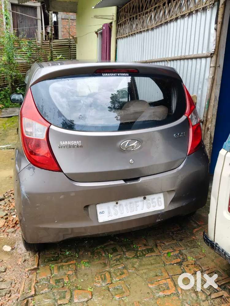 Hyundai Eon 2013 Petrol 800000 Km Driven