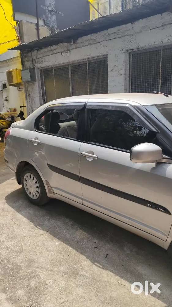 Maruti Suzuki Swift Dzire 2010 Petrol