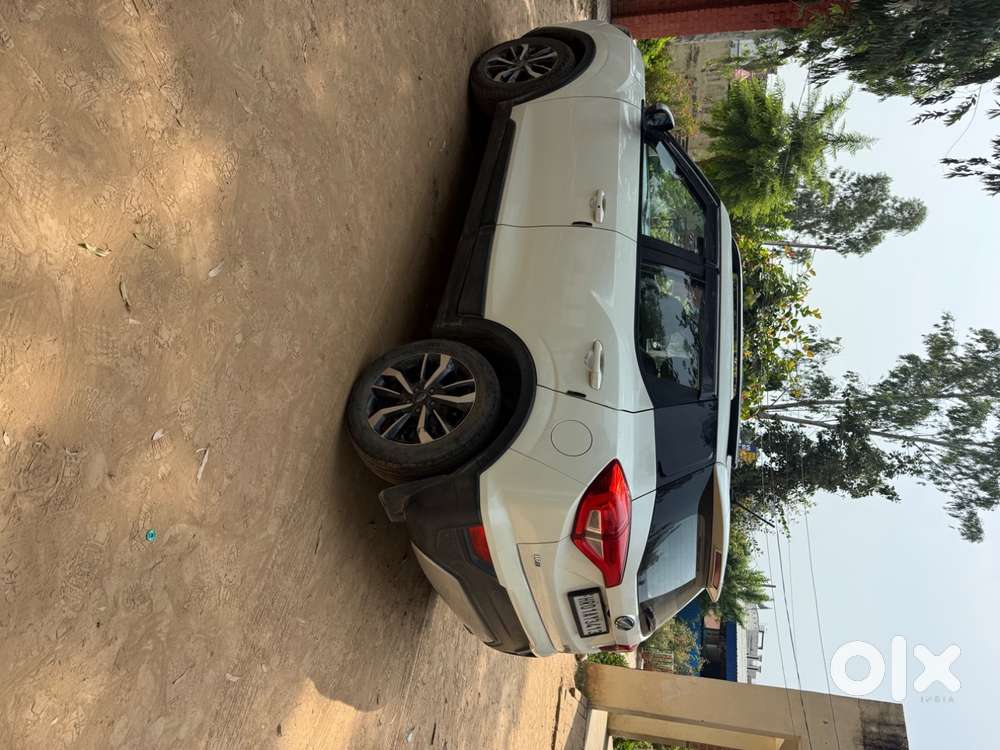 Mahindra Xuv300 2021 Car