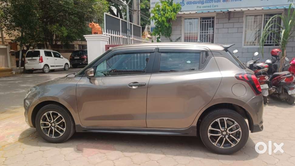 Maruti Suzuki Swift Zxi Plus, 2021, Petrol