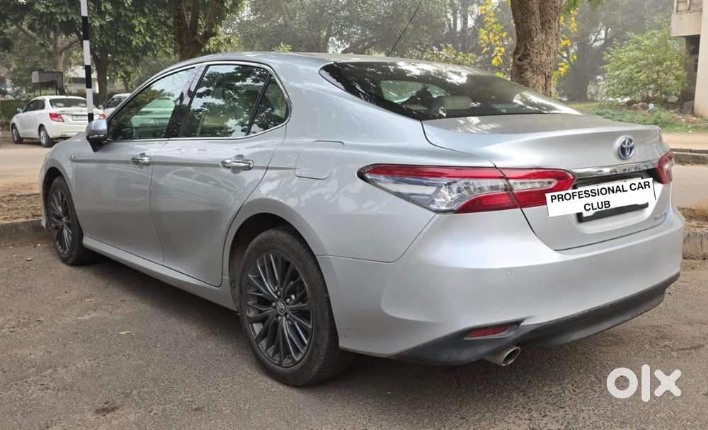Toyota Camry Hybrid, 2019, Petrol