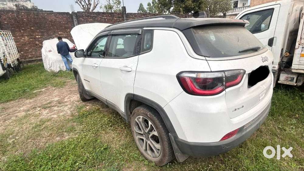 Flash Sale-jeep Compass Ltd(o) Diesel 4x4 At 68000km  ,uk07 Number