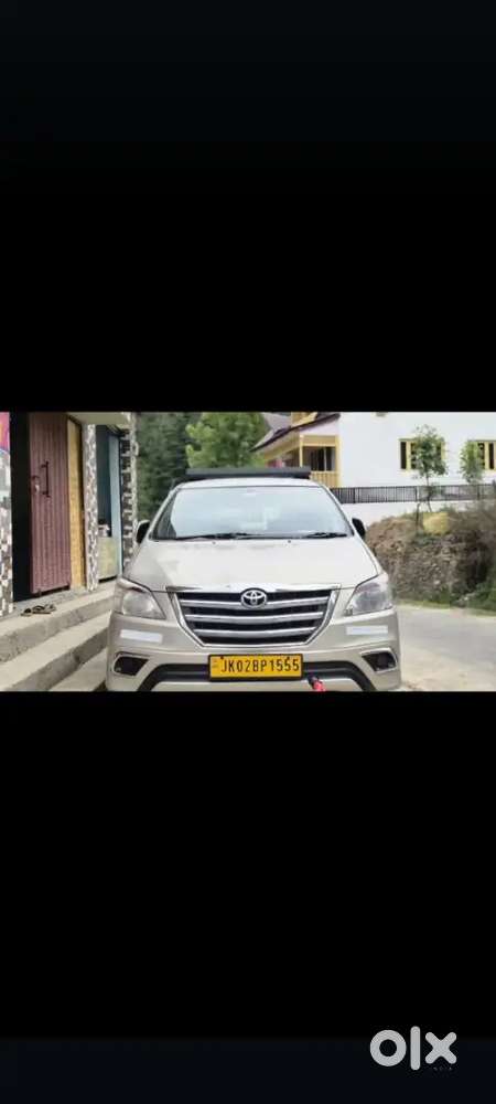 Toyota Innova 2016
