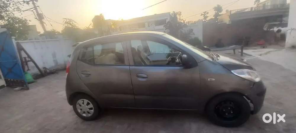 Hyundai I10 2009 Petrol 98000 Km Driven