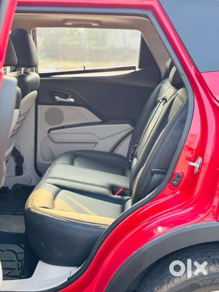 Mahindra Xuv300 W8 (o) 1.5 Diesel Amt, 2019, Diesel