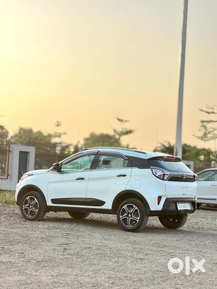 Tata Nexon 1.2 Revotron Xm (s), 2021, Diesel