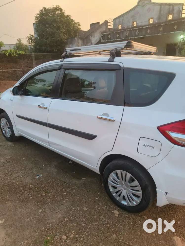 Maruti Suzuki Ertiga 2012