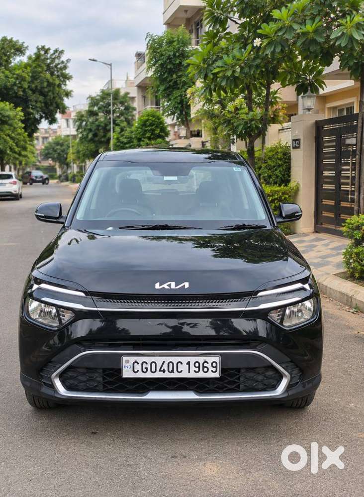 Kia Carens G 1.5 6mt Premium (o) 7-seater, 2025, Diesel